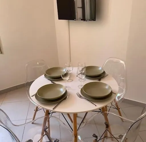 Au Coeur De *