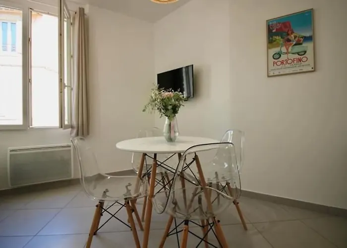Au Coeur De Apartment *